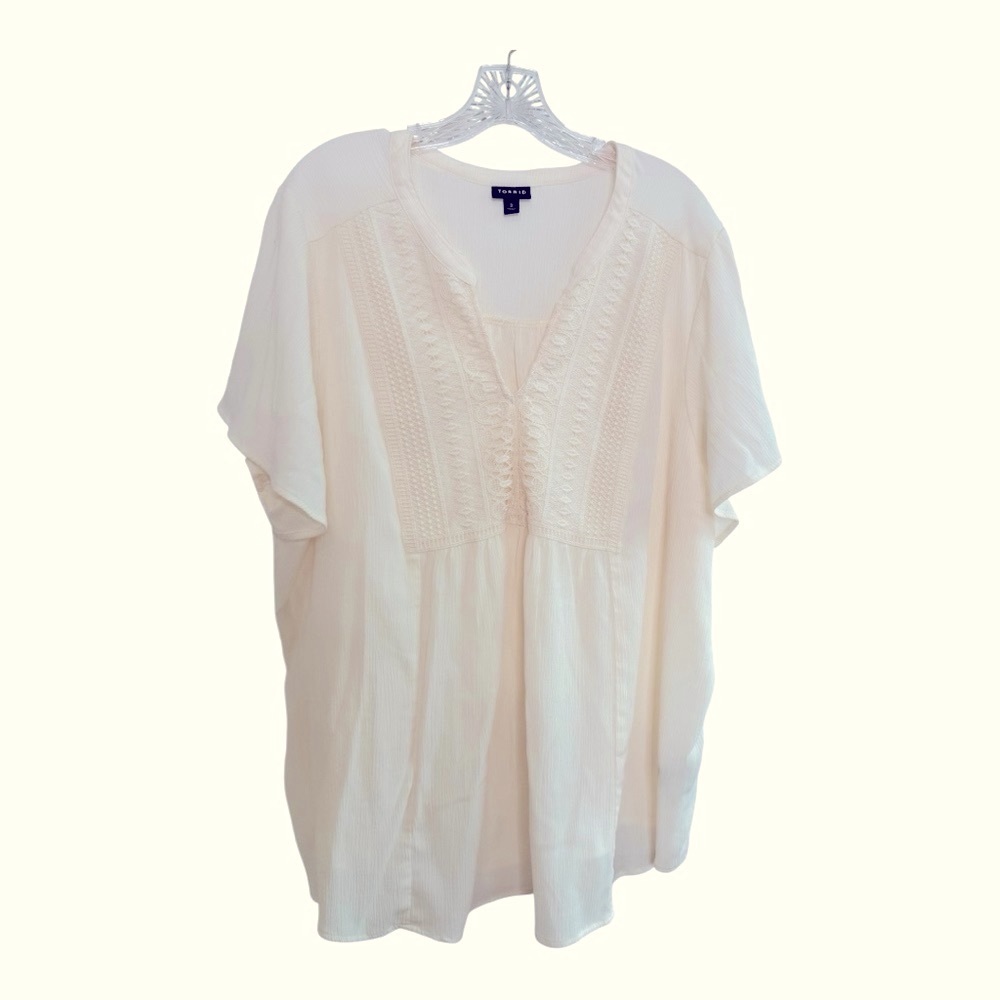 Torrid Crinkle Cream Fluttery Sleeves Blouse Size 3X - Picture 7 of 11